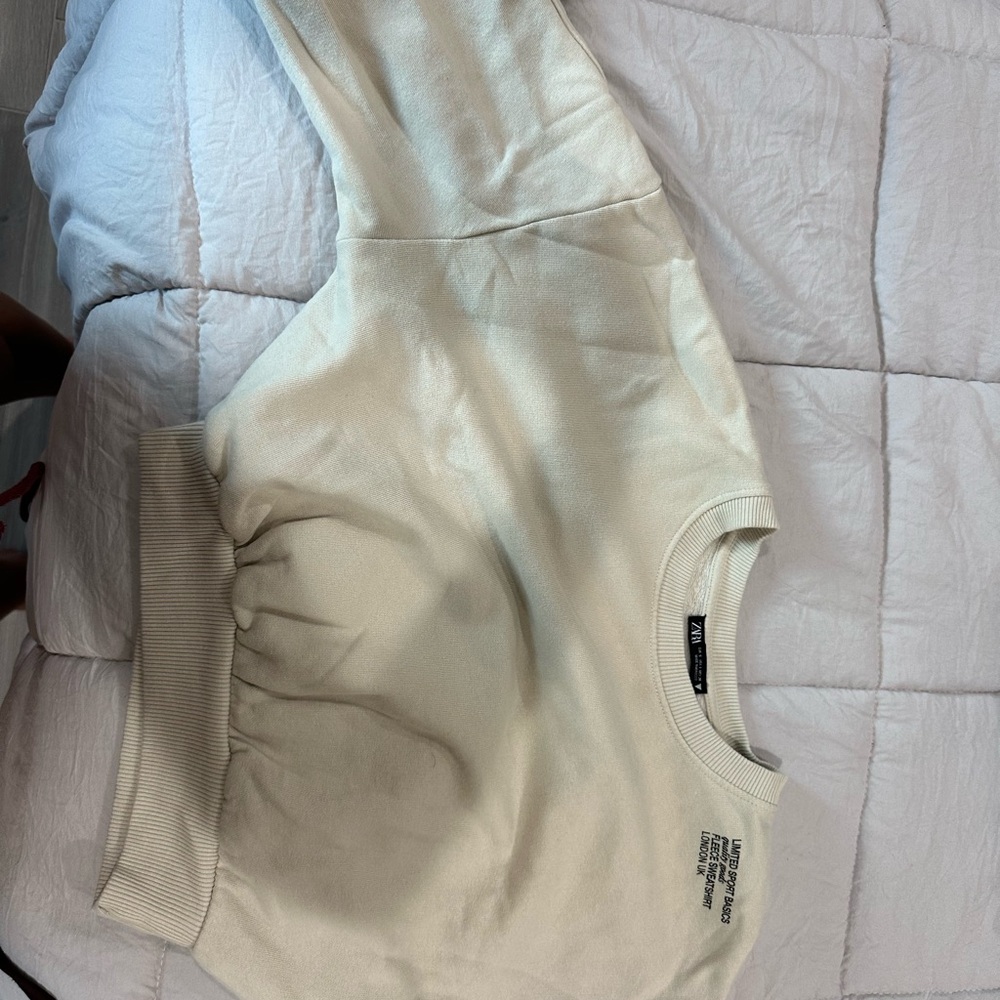 Zara Off-White Fleece Sweatshirt
